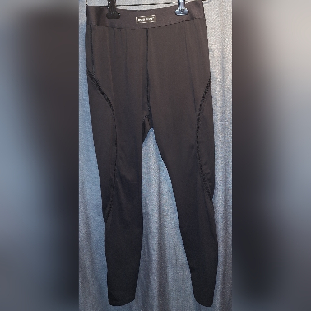 Savage X Fenty Black Joggers Activewear Leggings Large